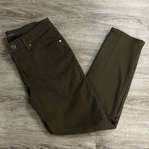 28W x 29L Men’s Levi’s Jeans (NWOT)